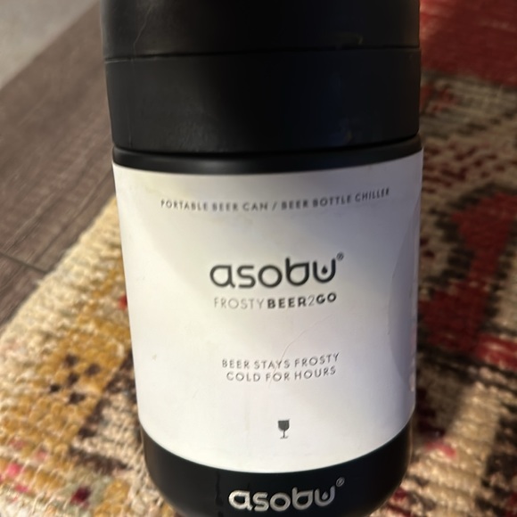 ASOBU portable beer can/beer bottle chiller. beer stays frosty cold. NWOT - Picture 2 of 10